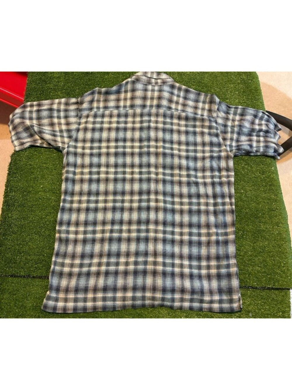 Patagonia shirt mens XL blue gray short sleeve plaid hiking outdoor pocktets - Picture 10 of 14